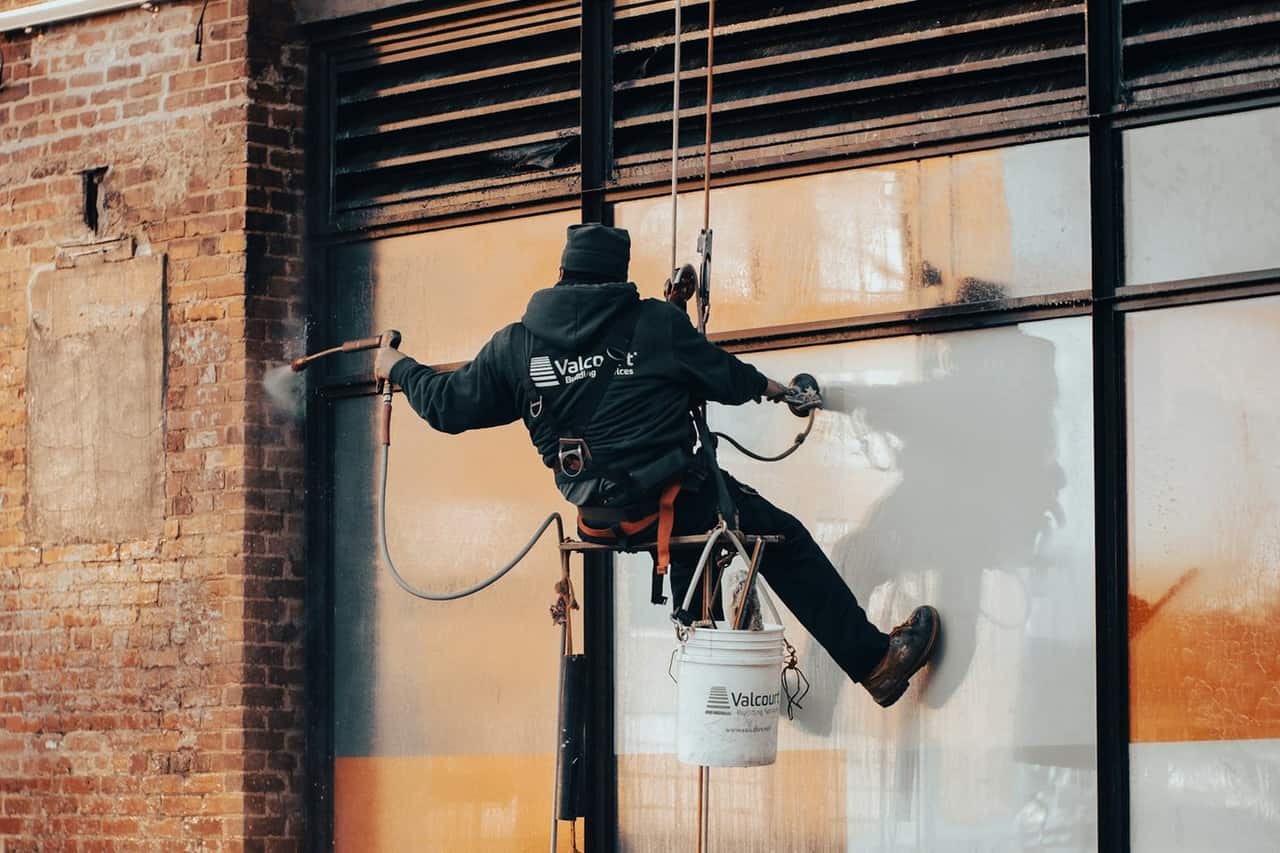 Rope Access work on a UK construction site